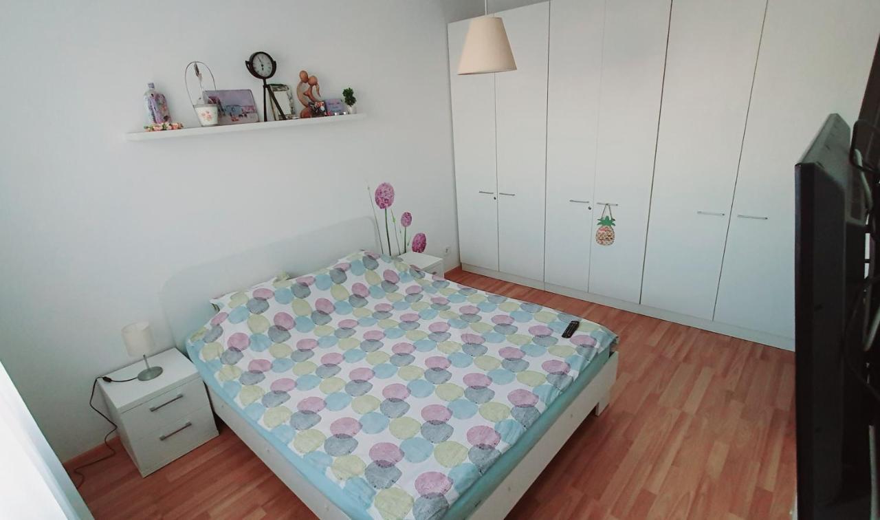 Cozy Apartament 3 Min To Subway 24H7 Check In Popesti-Leordeni المظهر الخارجي الصورة